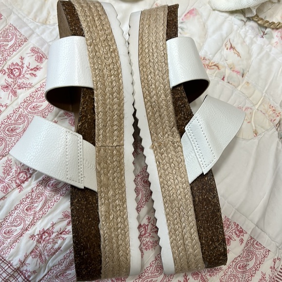 White Platform Slides - Picture 2 of 3